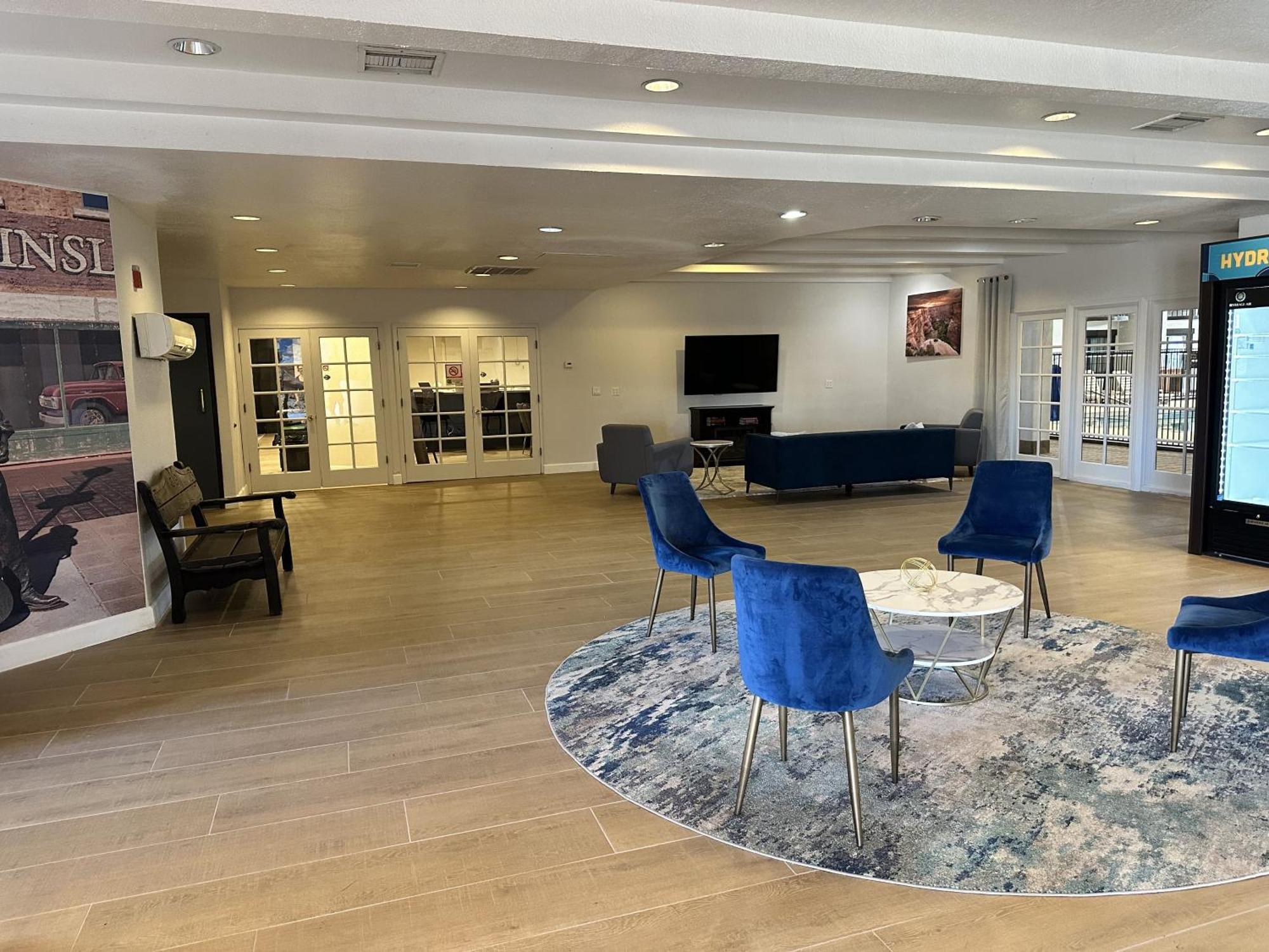 Clarion Pointe Winslow I-40 Екстериор снимка