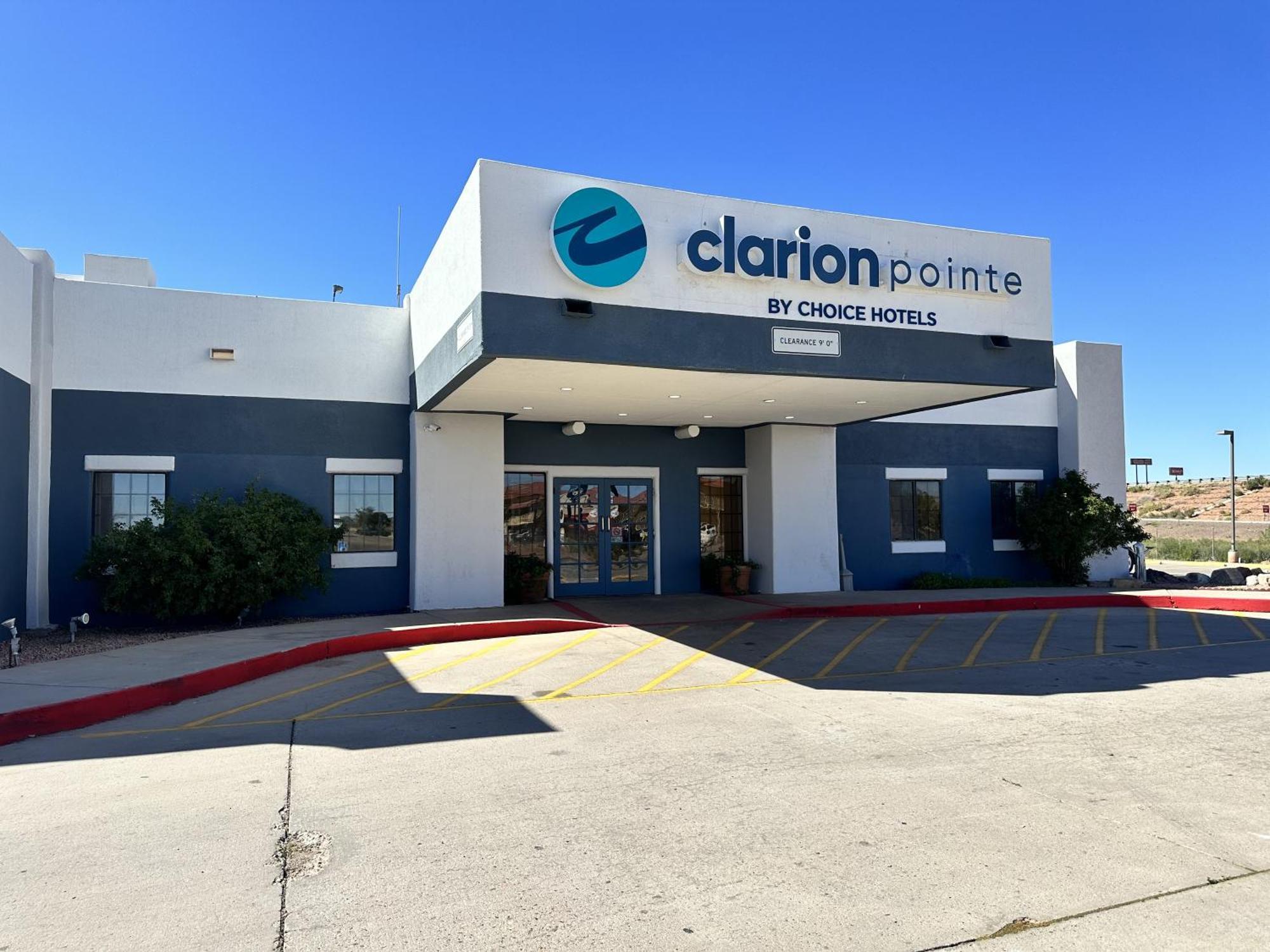 Clarion Pointe Winslow I-40 Екстериор снимка
